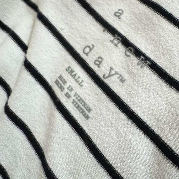 A New Day White with thin black striped top - Picture 2 of 3